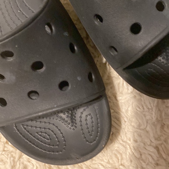 Crocs slides - Picture 2 of 4